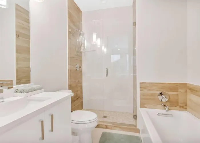 Private Rooftop Patio + 4 Story In Downtown Fw Holiday home *
