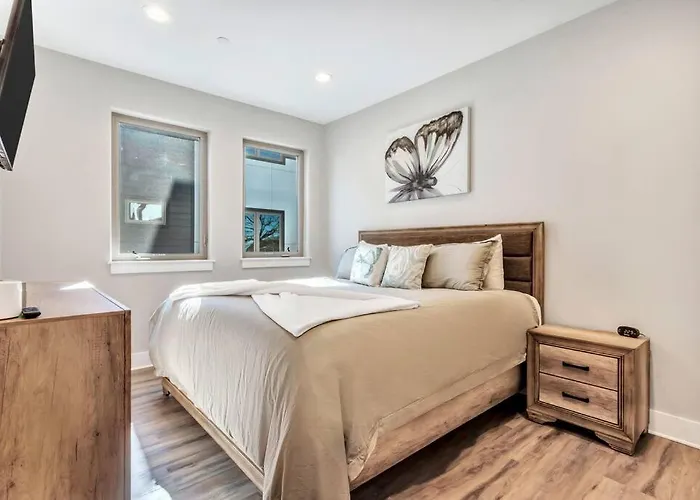 Private Rooftop Patio + 4 Story In Downtown Fw * Fort Worth